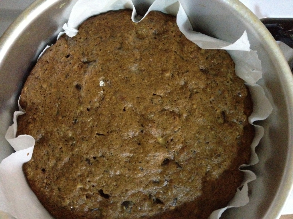 Banana and chocolate chunk cake